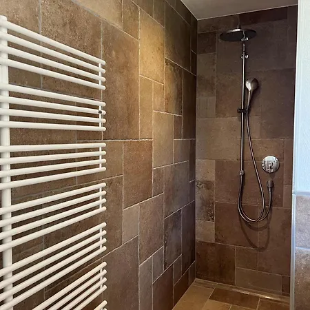 Honsahof Farm stay *